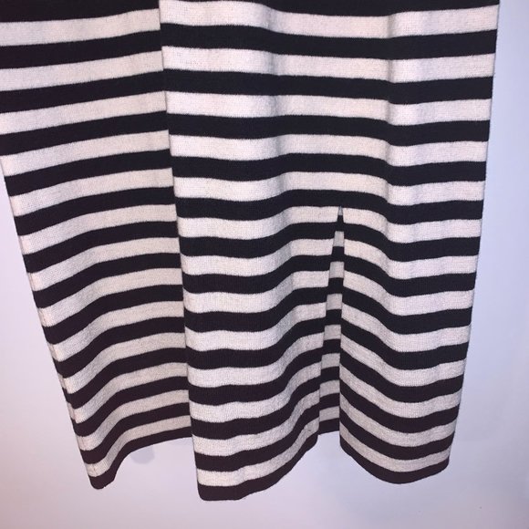 B&W Strip Wool Dress - So Flattering - Picture 3 of 5